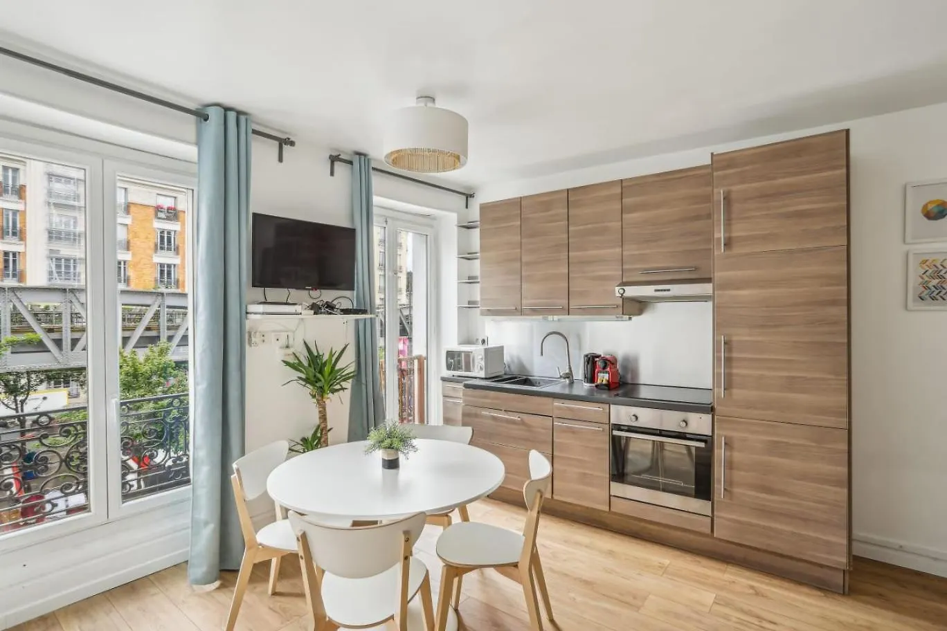 Beautiful Apartment 10 Minutes Walk From The Eiffel Tower Parijs 0*,  Frankrijk